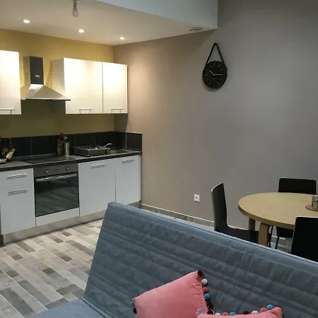 아파트 Appart 4 Personnes A 3 Minutes A Pied De La Cite Medievale 카르카손