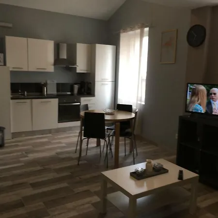 아파트 Appart 4 Personnes A 3 Minutes A Pied De La Cite Medievale